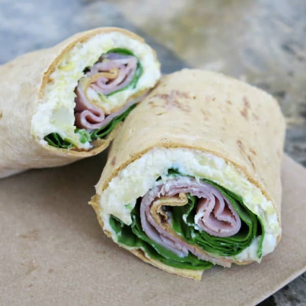 Sandwich Wrap mit warmem Artischocken Dip, Schinken und Spinat