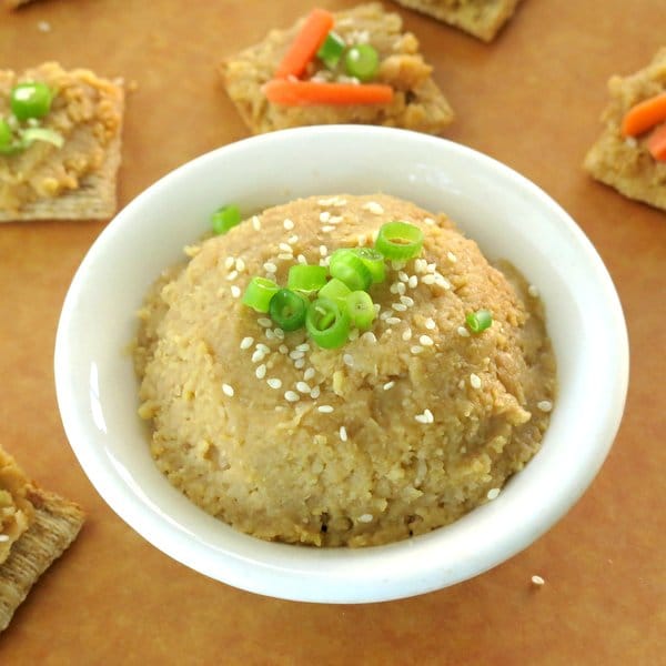 Easy Hummus Recipe with Garlic and Ginger IMG_9456