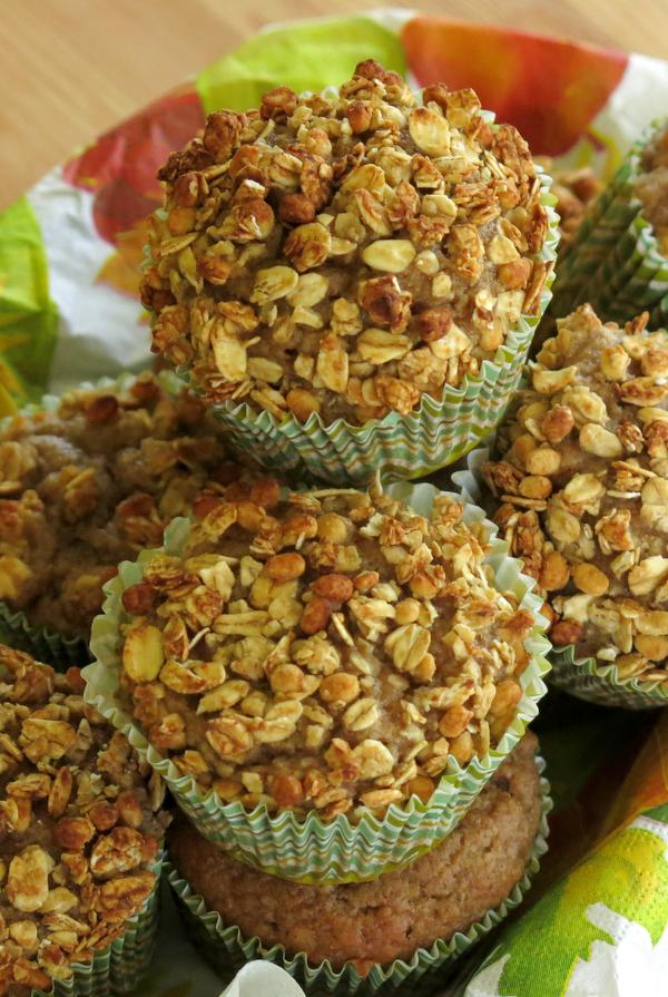 Easy Applesauce Muffins with Crunchy Granola Topping