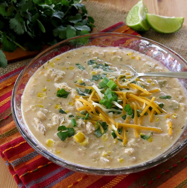 Creamy White Bean Chicken Chili - The Dinner-Mom