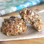 2 Banana Oatmeal Raisins Cookies