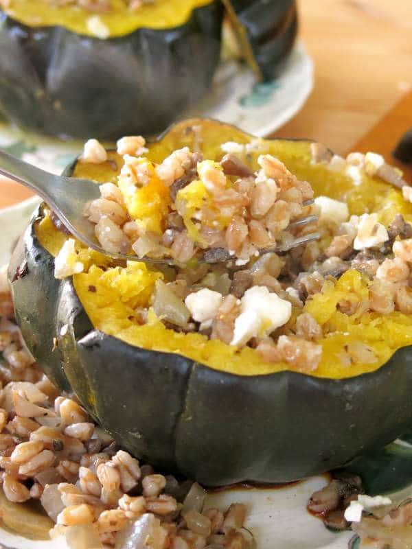 Vegetarian Stuffed Acorn Squash with Farro and Mushrooms