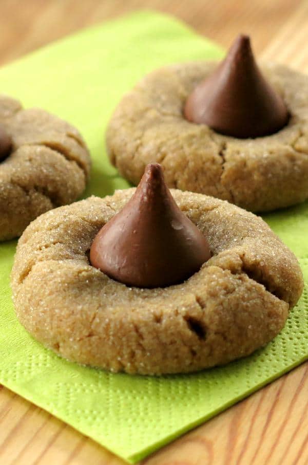 4 Ingredient Peanut Butter Blossom Cookies Recipe
