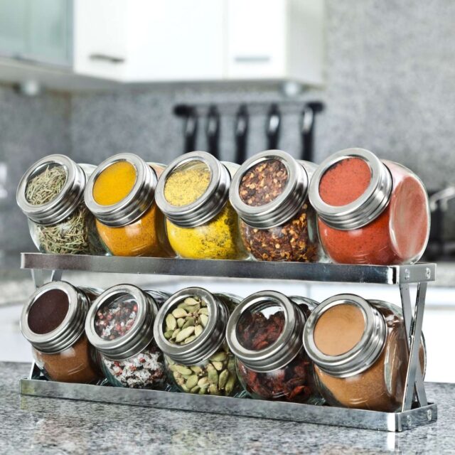 How to Declutter and Organize a Spice The DinnerMom