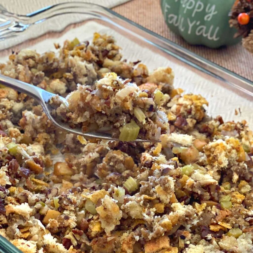 MakeAhead Oven Baked Stuffing The DinnerMom