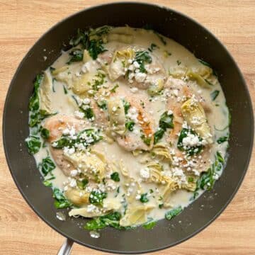 Creamy Spinach Artichoke Chicken Skillet (Lily's Chicken) - The Dinner-Mom
