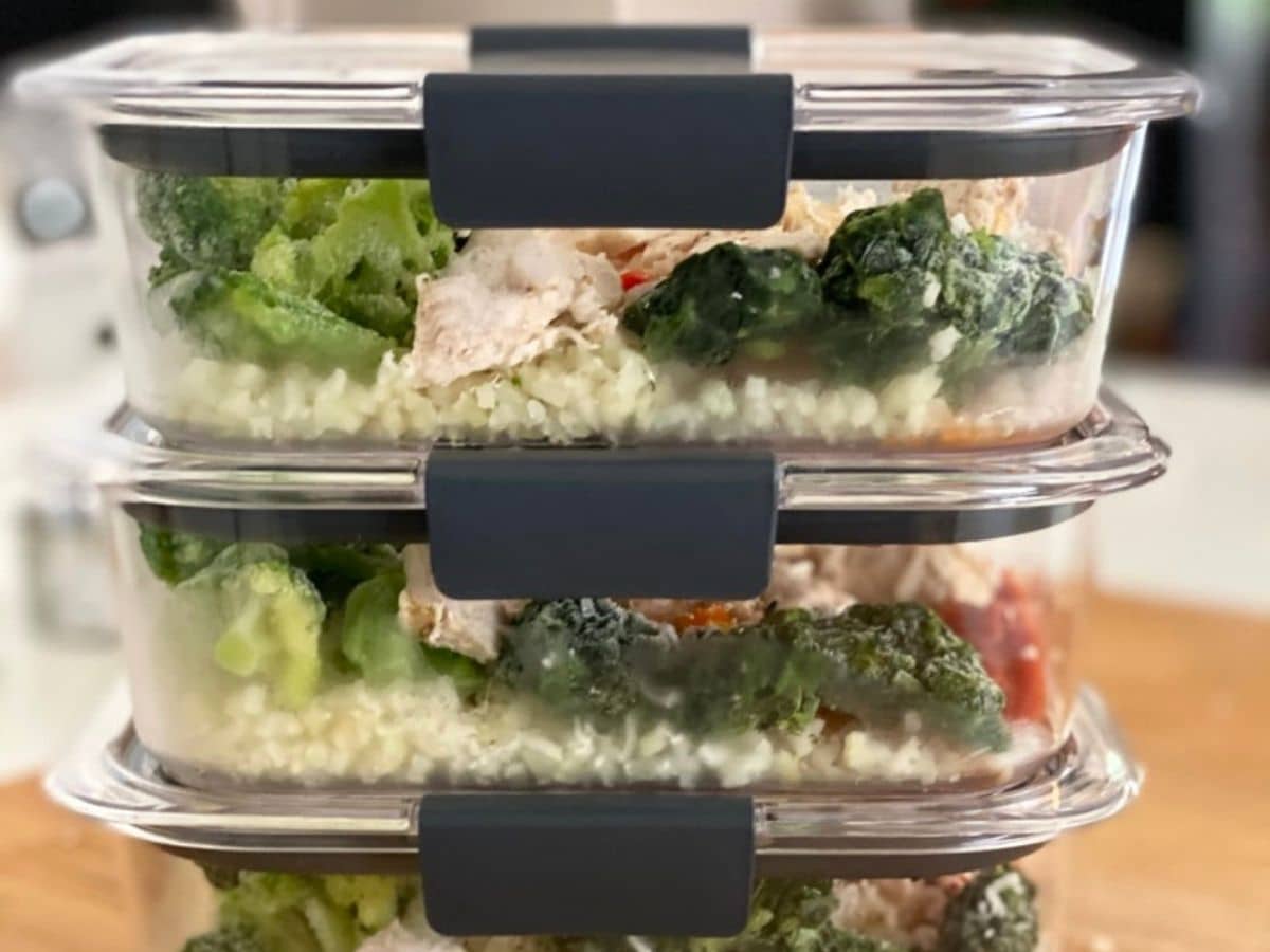 Stack of 3 prepped chicken marinara bowls.
